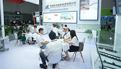 Donghua kett ilmus Guangzhou rahvusvahelisel logistikanäitusel ja pälvis Kuld...
